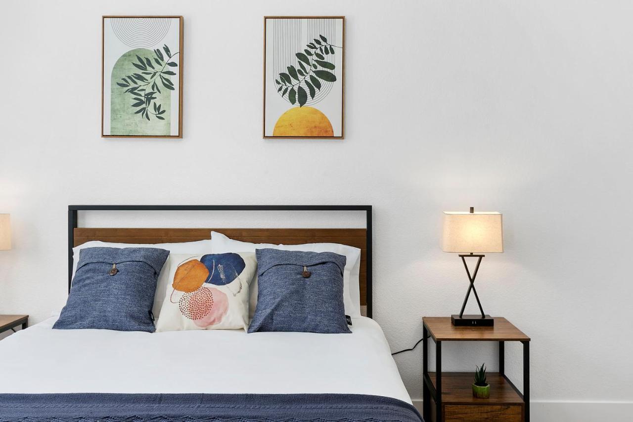 Cozysuites Glendale By The Stadium With Pool 10 Extérieur photo