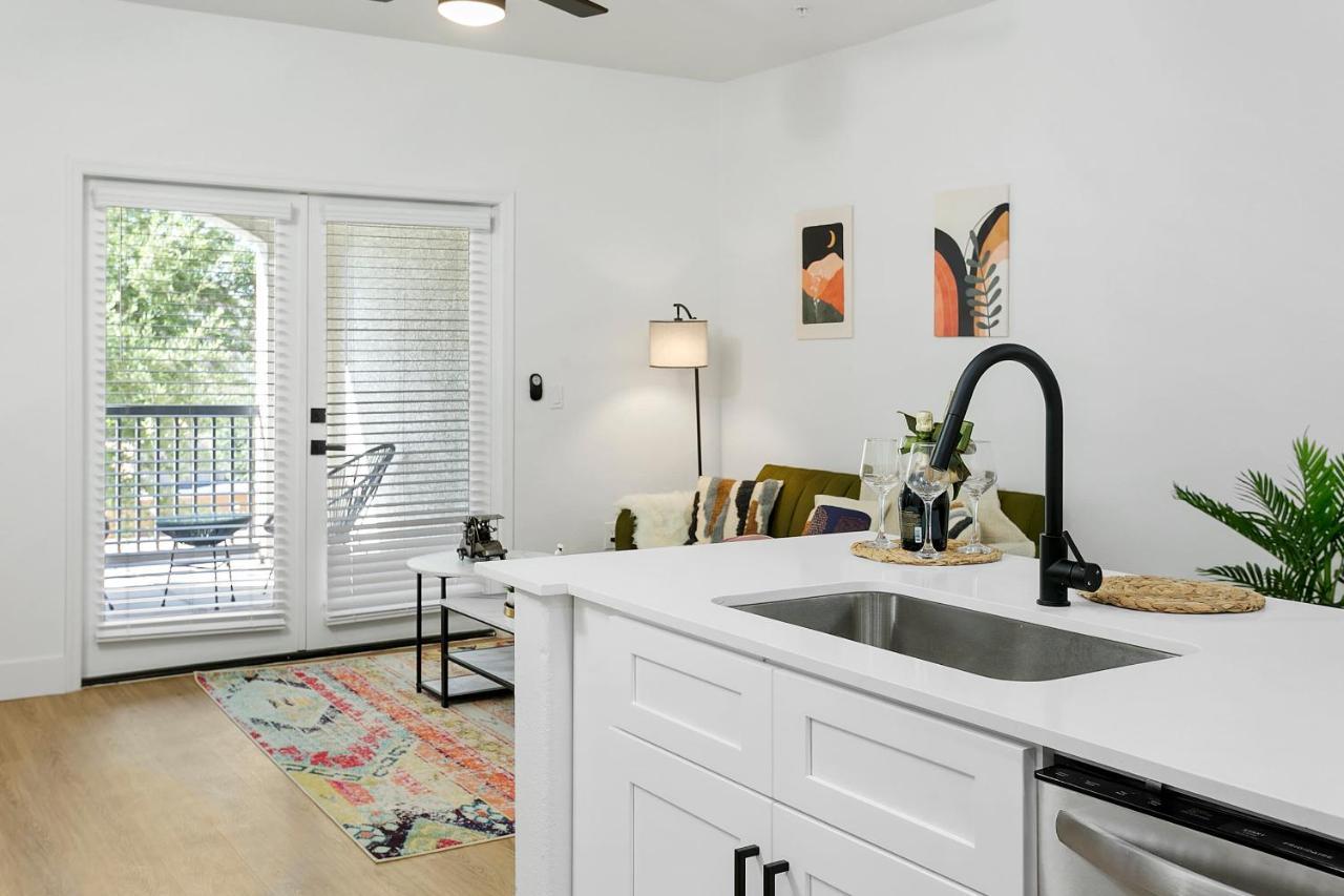 Cozysuites Glendale By The Stadium With Pool 10 Extérieur photo